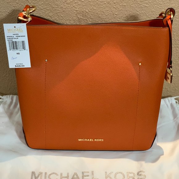 Michael Kors Hayes Large Bucket Shoulder Bag - Picture 7 of 7